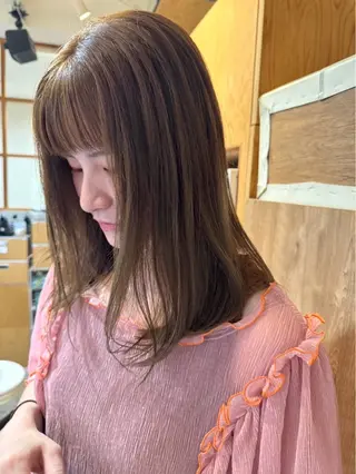 ロング カラー 笹川 桃歌のヘアスタイル