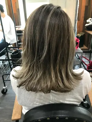 ミディアム 家田 竜のヘアスタイル