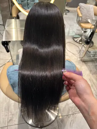 ロング カラー 透明感カラー/艶髪 髪質改善/縮毛矯正のヘアスタイル