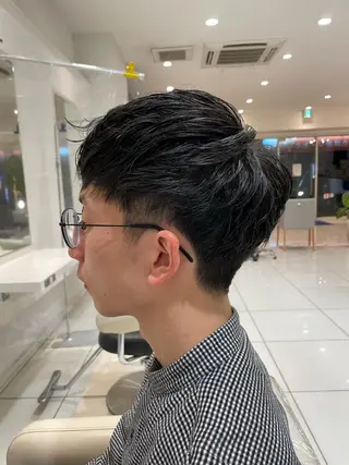 ショート メンズ JERICHO HAIR所属・河野 由佳の眉毛・アイブロウイメージ