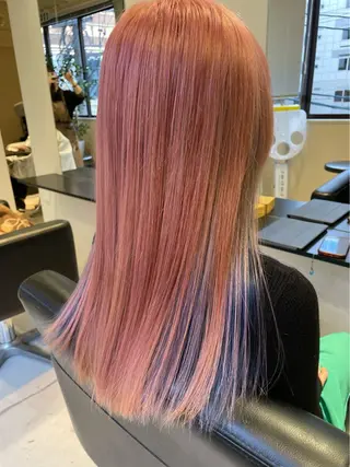 セミロング カラー NINE+/代表 ブリーチ特化型サロンのヘアスタイル