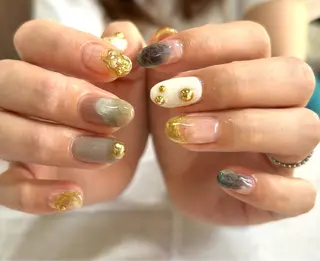 ショート 2dy所属・2DY NAIL SALONのネイルデザイン