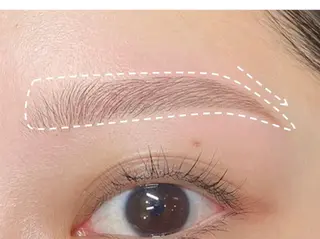 アイブロウ モテ眉No.1🎀 Aiの眉毛・アイブロウイメージ
