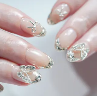 ミディアム Re nail所属・Re nailのネイルデザイン