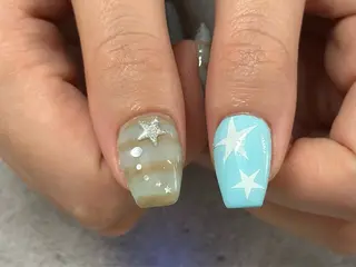 ネイル 7LOOKS フェンのネイルデザイン