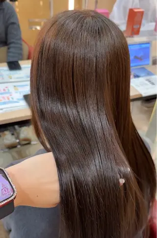 ロング 🌷韓国風艶カラー Miku🌷のヘアスタイル