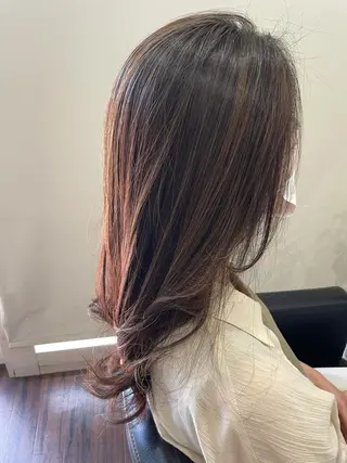 ロング SHINYA シンヤヘアーズのヘアスタイル