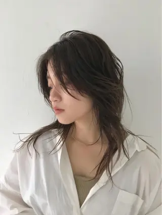 セミロング 🌿似合わせブリーチ 松本朋幸🌿のヘアスタイル