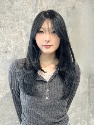 ロング 🌞レイヤー×カラー 前川那津美🌞のヘアスタイル