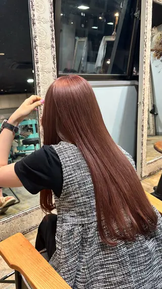 ロング カラー 萩野 あやのヘアスタイル