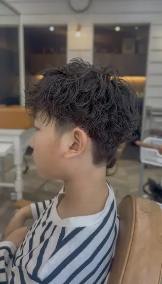 ショート パーマ 塚本 メンズ特化‼️のヘアスタイル