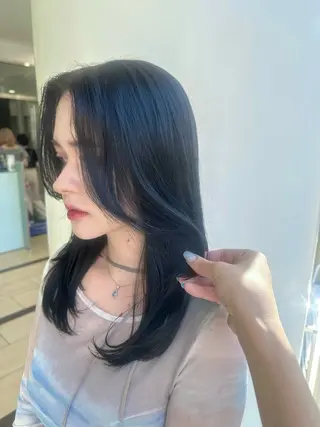 ロング カラー SOYON Reiのヘアスタイル