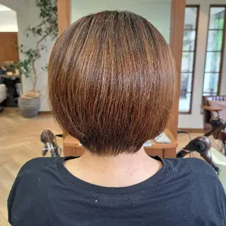 ショート クラウドヘアー所属・クラウド ヘアーのヘアスタイル