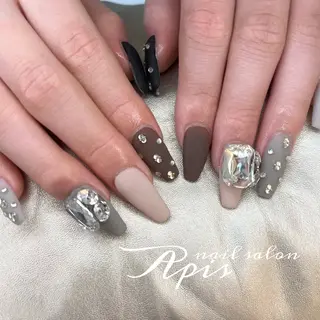 ネイル nailsalon Apis所属・Apis manakaのネイルデザイン