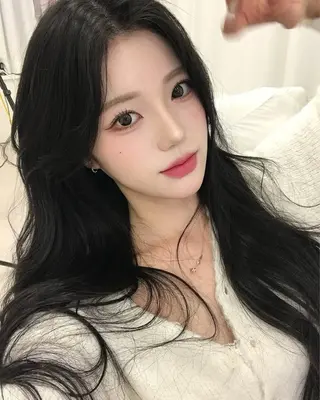 ロング カラー 莉乃/縮毛矯正/髪質 改善/艶カラーのヘアスタイル