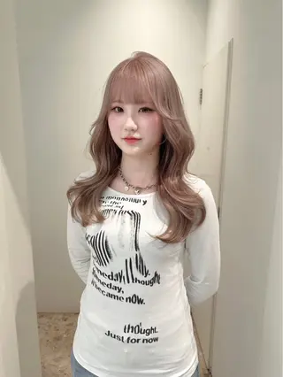 ロング カラー 透明感カラー/レイヤ ー/Himari🩶のヘアスタイル