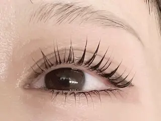 パーマ CeCeまつげパーマ マツエク❣️パリエクのネイルデザイン