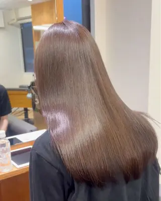 ロング Elsa the leap元町店所属・Elsa アヤカのヘアスタイル