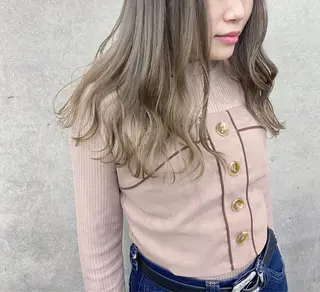 ミディアム カラー レイヤーカット🪽 MARINA🦩のヘアスタイル