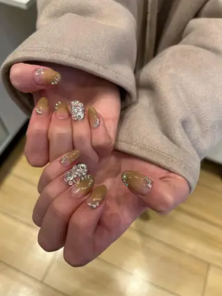 ネイル ASPILEAF所属・アスピリーフ さとみのマツエク・マツパデザイン