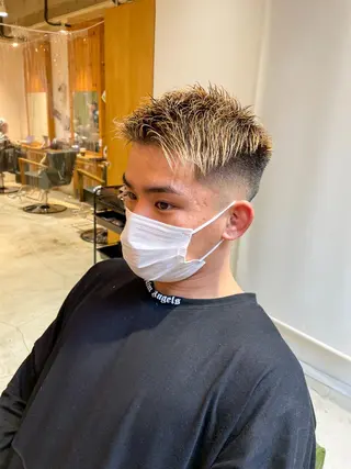 ショート 新宿髪質改善レイヤー カット内田智大のヘアスタイル