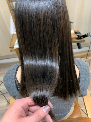 セミロング パーマ 洗っても取れない髪質 改善×縮毛矯正が得意のヘアスタイル