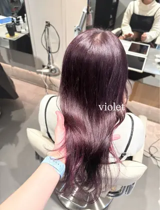 カラー ハイトーン/ レイヤーカットyuiのヘアスタイル