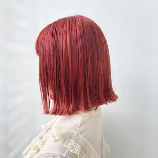 ショート カラー ANNA /艶髪/ハイトーンのヘアスタイル