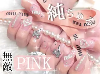 ネイル Yudia🦋 azuのネイルデザイン