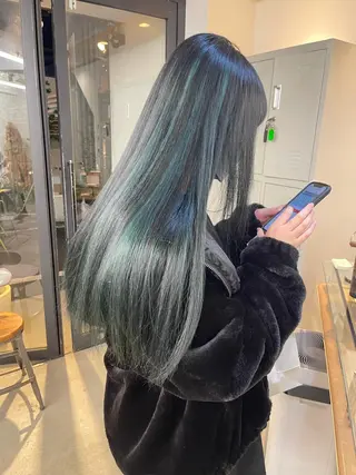 ロング カラー 渋谷ケアブリーチ Suuのヘアスタイル