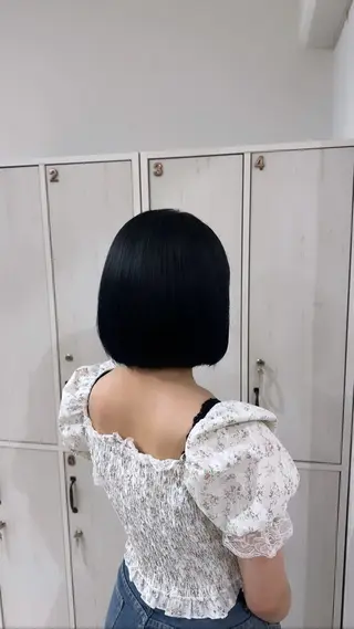 ショート カラー レイヤーカット/ 堺 健人のヘアスタイル