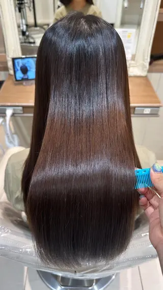 切りっぱなしボブ&透 明感カラー🐈‍⬛のヘアスタイル