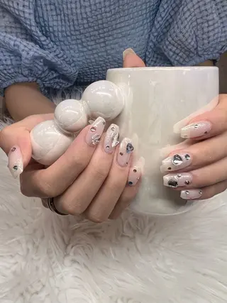 ネイル &ME シシのネイルデザイン