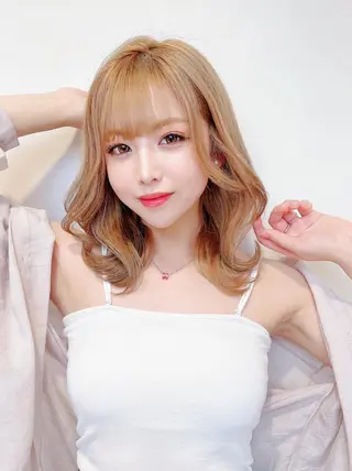 ミディアム カラー 酒井 里穂のヘアスタイル