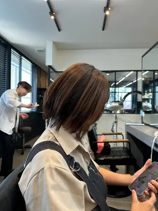 ミディアム 森本 美音のヘアスタイル