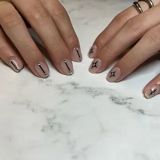 ネイル neroli スタッフのネイルデザイン
