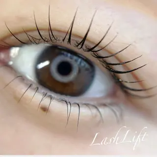 マツエク・マツパ Momonails Ruiのネイルデザイン