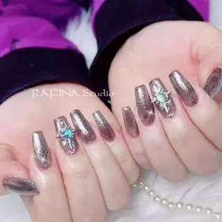 ネイル 桃香 Minaのネイルデザイン