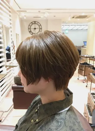 ショート アオガミ （前髪顔周りカット）のヘアスタイル