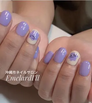 ネイル 沖縄市ネイルサロン エメラルドアイルのネイルデザイン