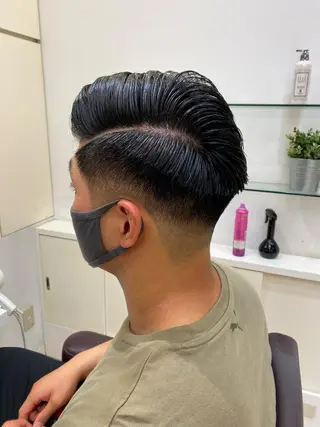 メンズ グレージュカラー◎ 山本勝志のヘアスタイル