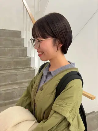 ショート e.n.u 烏丸山﨑 菜々実のヘアスタイル