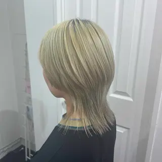 ミディアム ハイトーン/ウルフ /エクステ/ましろのヘアスタイル