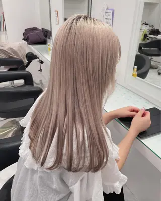 セミロング カラー 💗🤍透明感カラー 🤍💗kanonのヘアスタイル