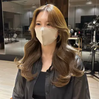 ロング カラー レイヤー/顔周り /透明感🩶高橋大のヘアスタイル