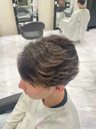 パーマ メンズ 🐥くまがい💛 ダブルカラー／パーマのヘアスタイル