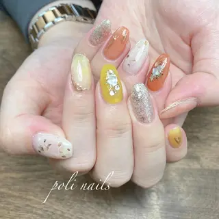 ネイル poli nailsのネイルデザイン