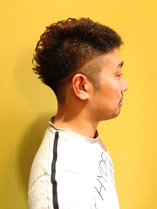 ショート カラー メンズ 鬼頭 洋吏のヘアスタイル