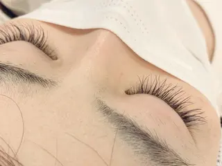 マツエク・マツパ Nordlys Room所属・やまにたゆか🌿 Nordlysのマツエク・マツパデザイン