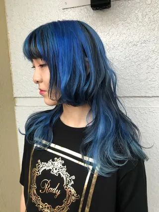 セミロング カラー レイヤーカット匠 イソザキノリユキのヘアスタイル